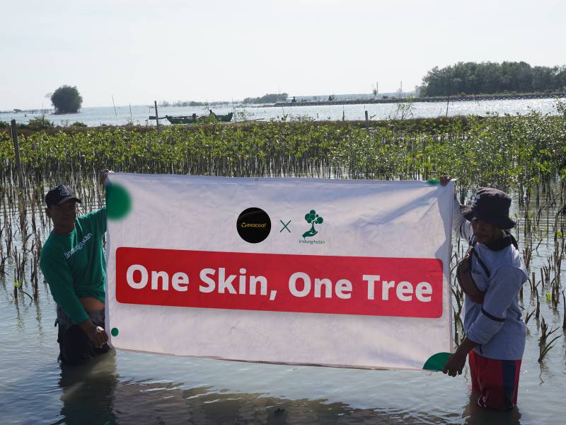 Exacoat tanam mangrove di Semarang