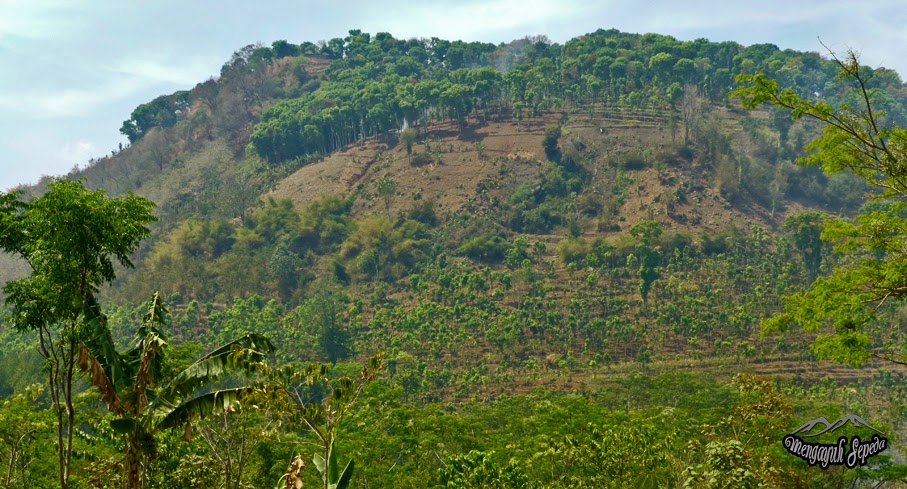 Gunung Katu Malang (Source : http://tabir17.blogspot.com)